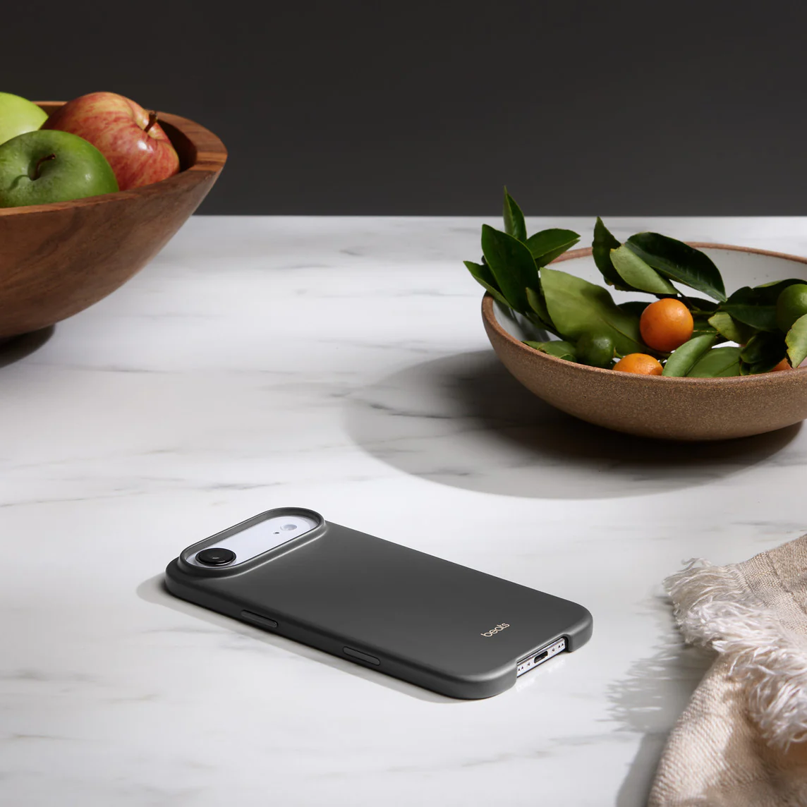 Beats Coque avec MagSafe pour iPhone Air • Gris granite - Image 3