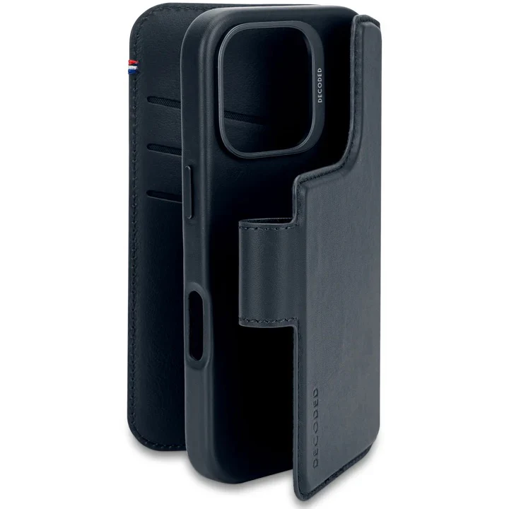Decoded • Etui Portefeuille amovible pour iPhone 16 Pro Max • Bleu Marine - Image 2