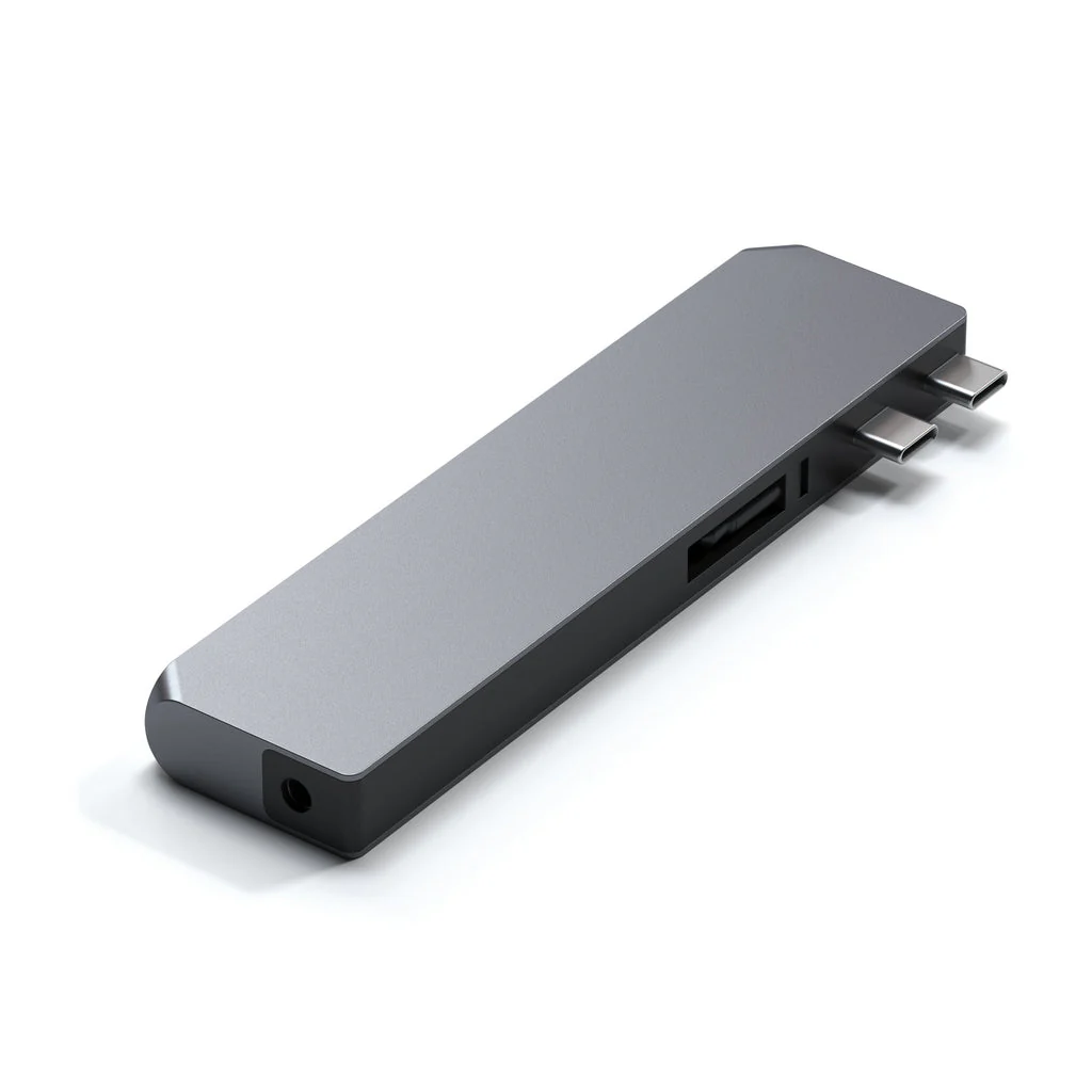 Satechi Pro Hub Max pour Macbook Pro • Gris Sidéral - Image 3