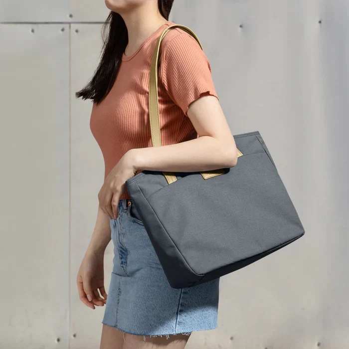 Tomtoc • Sac pour femme compatible Macbook 13" / 14" - Image 6